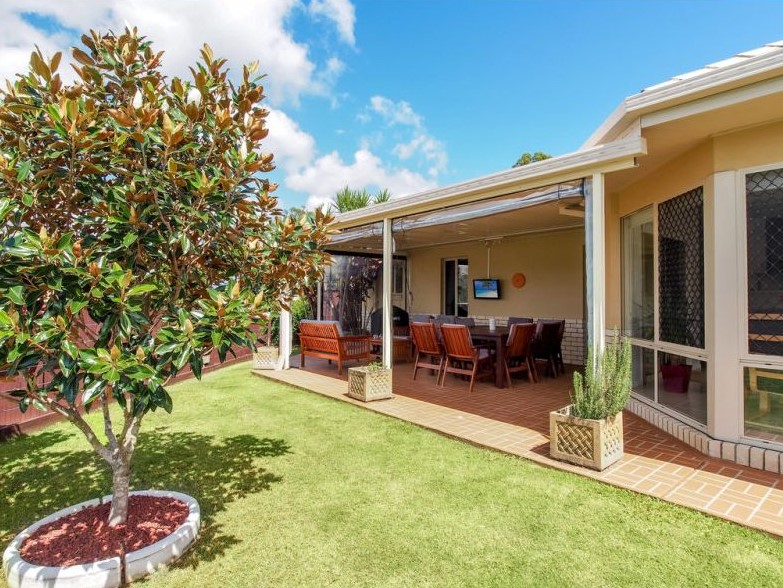 2 Cayenne Court, GLASS HOUSE MOUNTAINS  QLD  4518